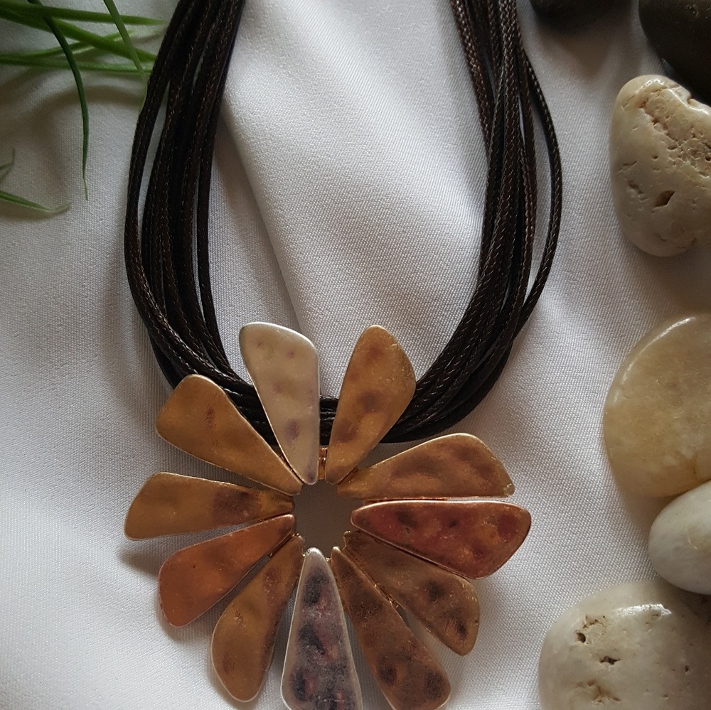 Necklace Set - Picture 6 of 7